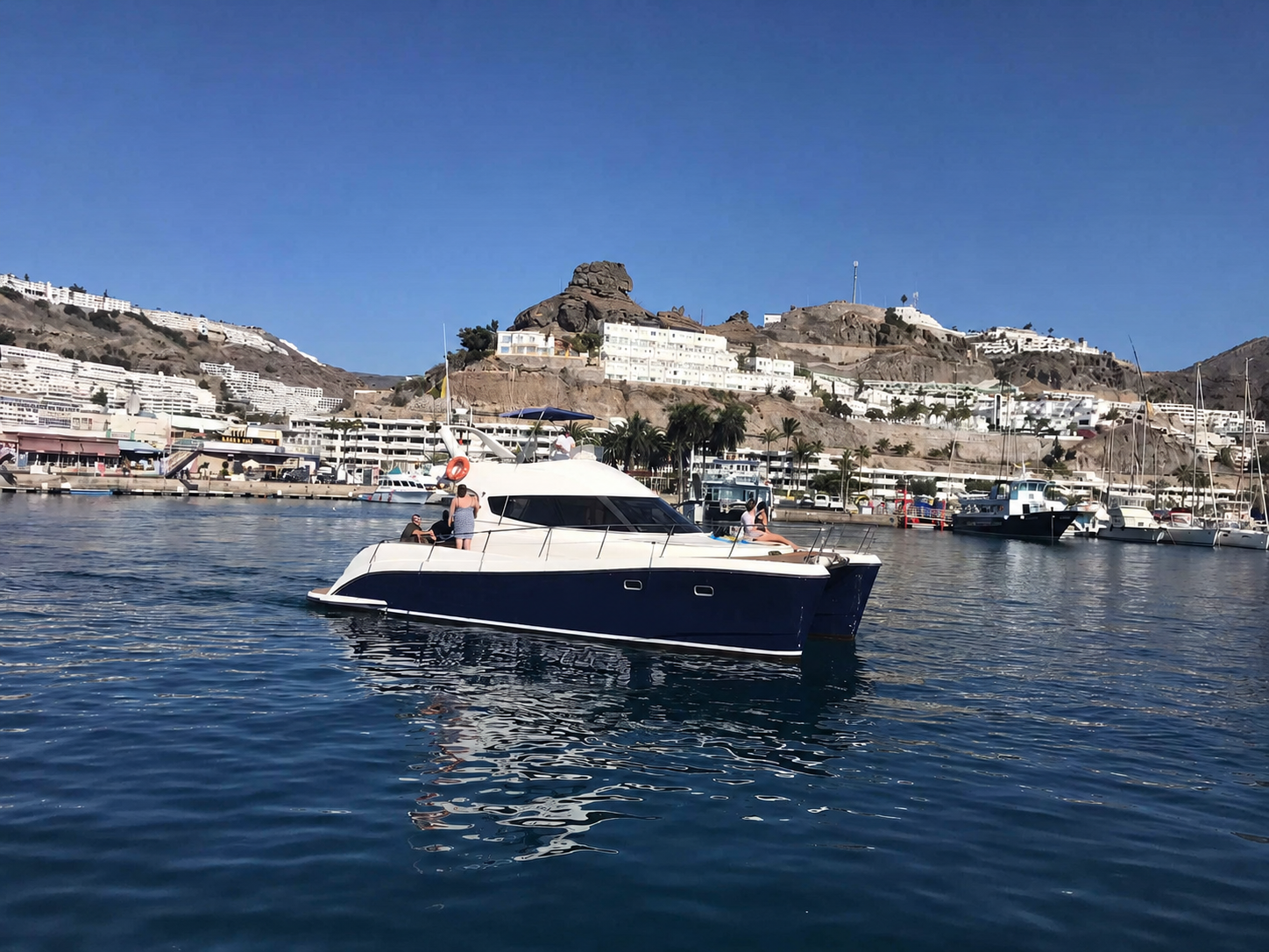 private boat