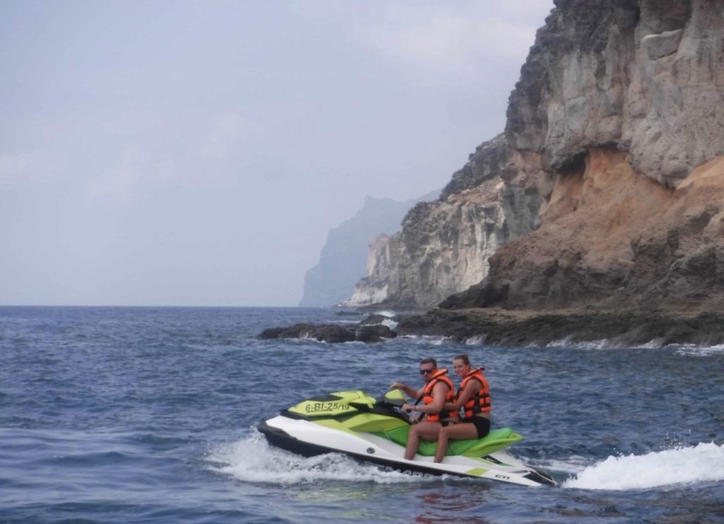 jet ski 9