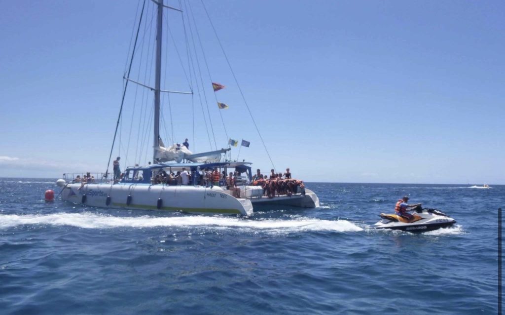 Magic catamaran four-hour cruise in Gran Canaria